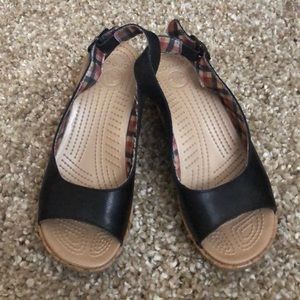 Women’s size 6 Crocs wedge